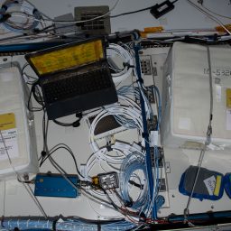 CommuBios on ISS 04.jpg
